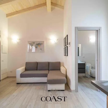 St Simplicius House Monolocale In Centro Citta Apartment